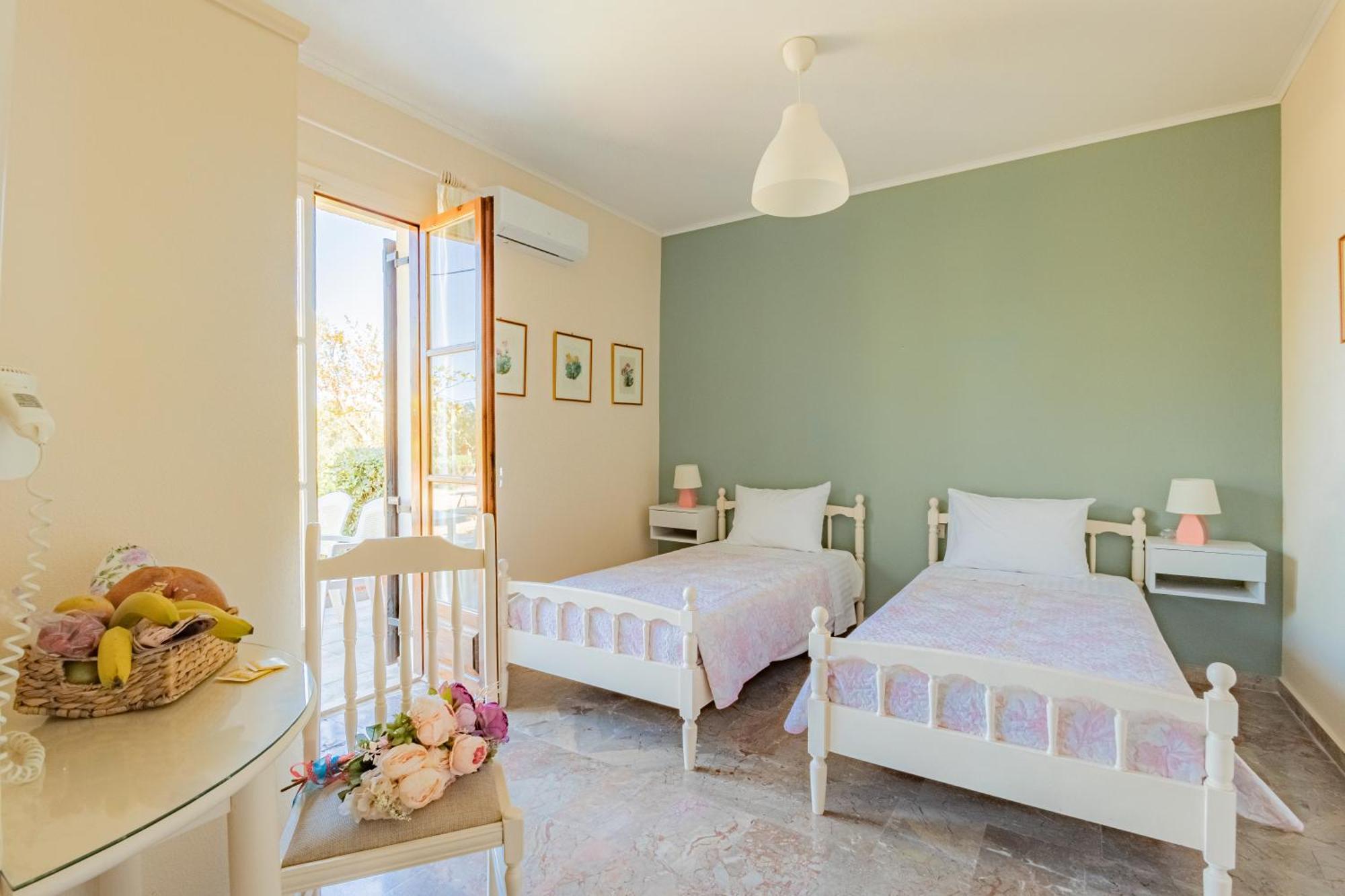 Villehardouin Farm Estate, Studios & Apartments, Minia, Kefalonia Argostoli  Ngoại thất bức ảnh